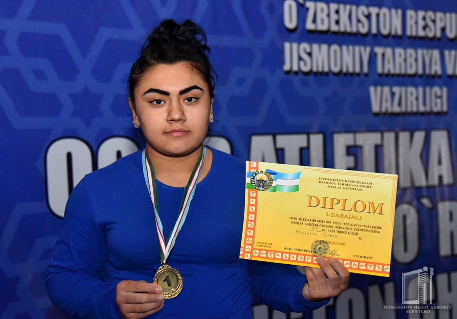 Uzbekistan Weightlifting Championship among youth and juniors