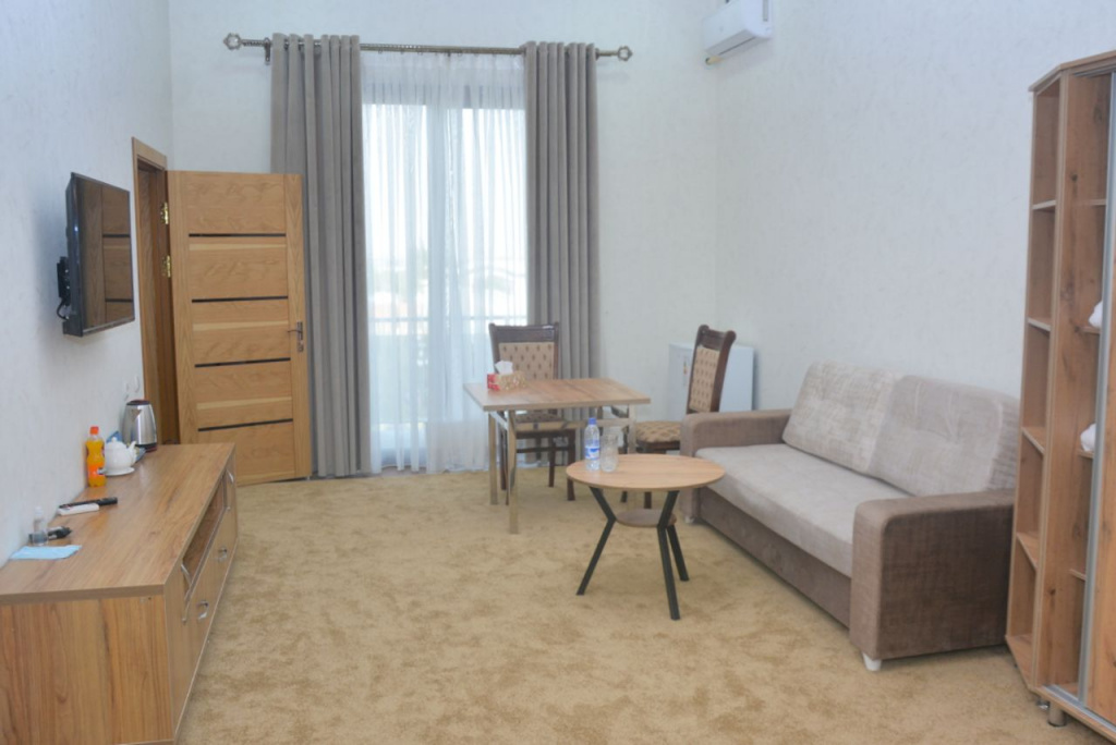 -2147483648_-212005.jpg -2147483648_-212005.jpg