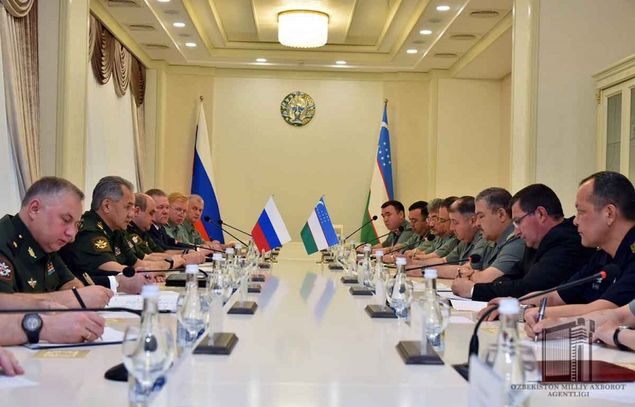 Meeting at the Ministry of Defense