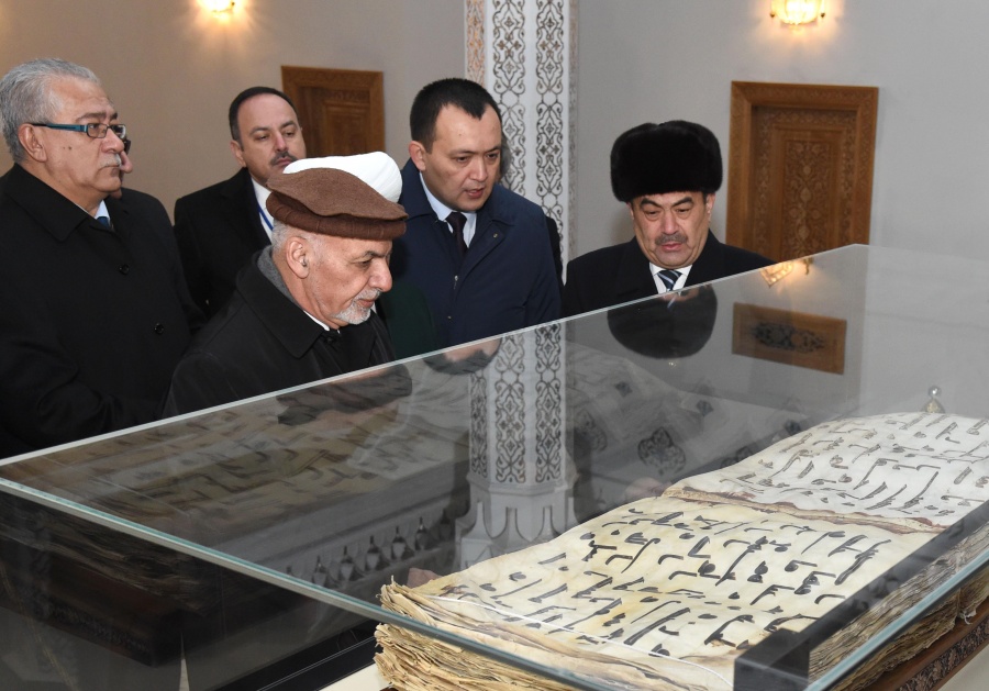 stu_1988_.jpg stu_1988_.jpg