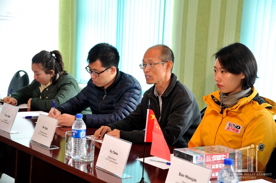 Chinese television workers visit Fergana