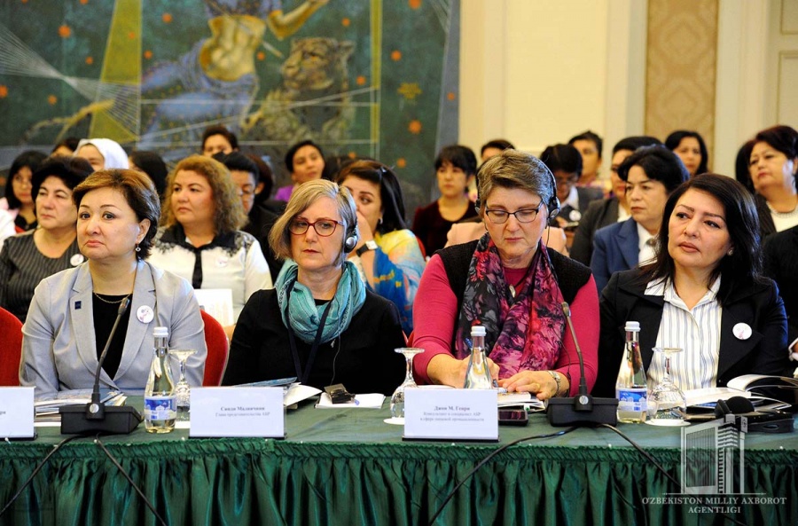 Women’s role in democratic renewal and modernization of the country