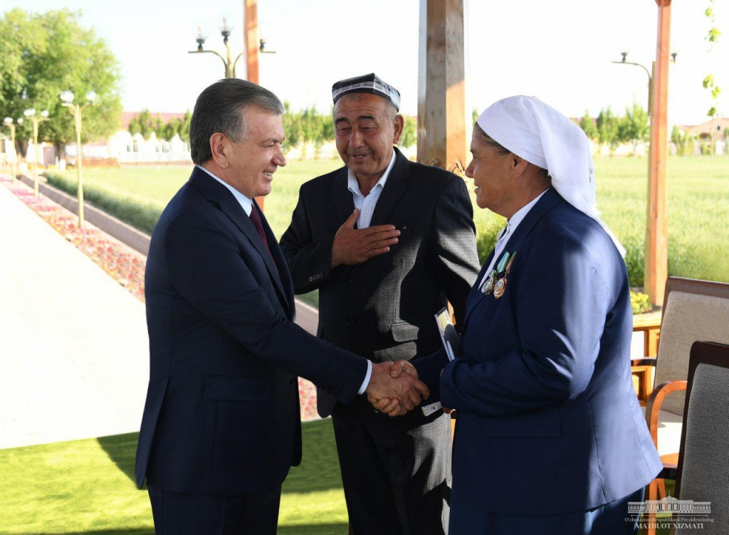 d716175a-f56a-03ad-57dc-8e7d044cc532.jpg d716175a-f56a-03ad-57dc-8e7d044cc532.jpg