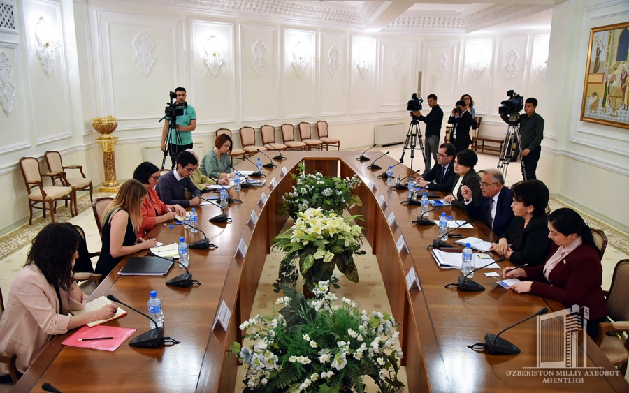 Meeting at the Legislative Chamber of the Oliy Majlis